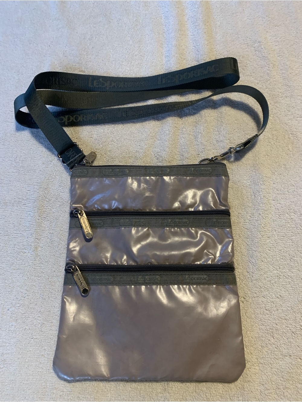 Lesportsac Crossbody Metallic 3-Zip Early 2000’s